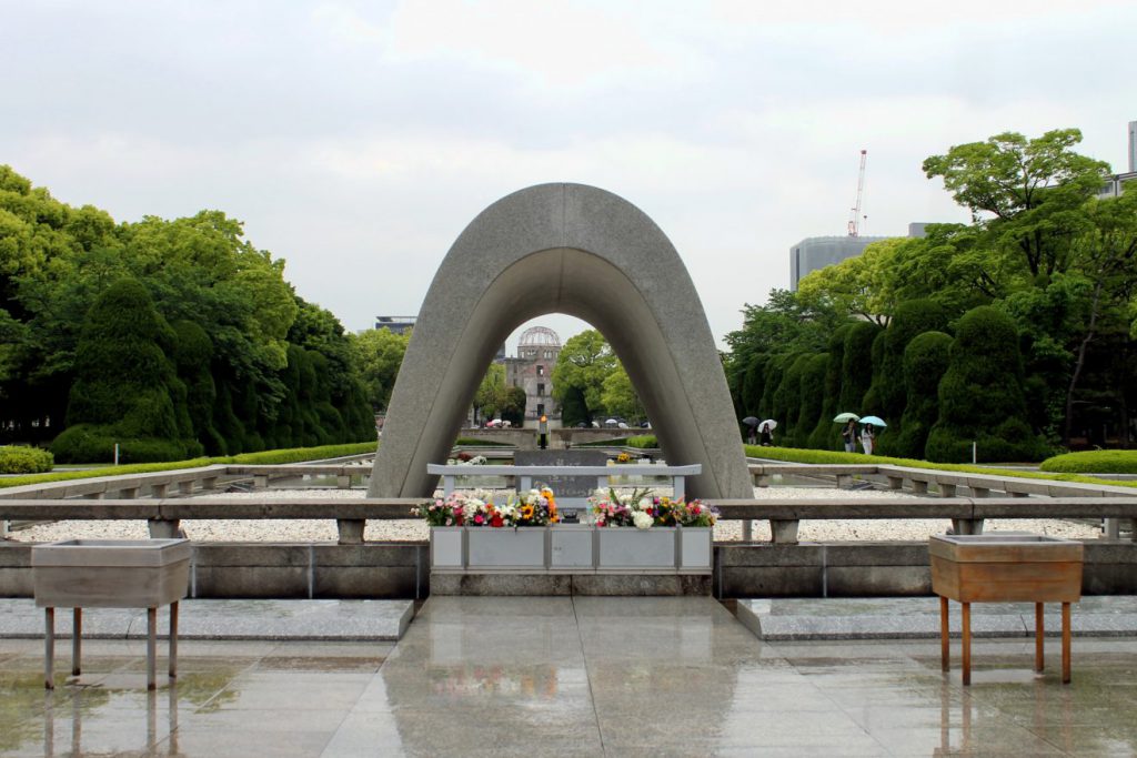 Cenotaph and Peace Flame | Footsteps of a Dreamer