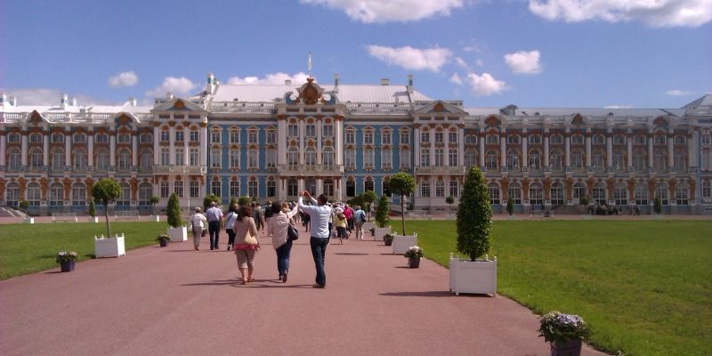 St Petersburg, Russia, A Packed Life