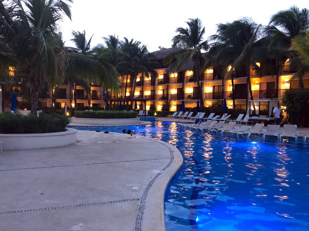 Reef Coco Beach | Footsteps of a Dreamer